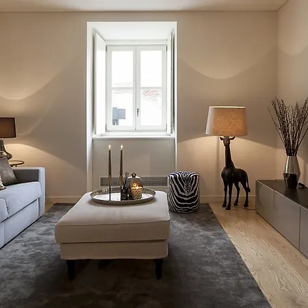 Апартаменты Charming Historic Lx Garden&Garage