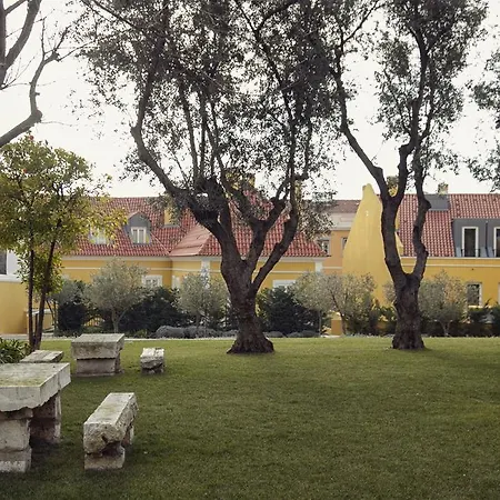 Daire Charming Historic Lx Garden&Garage *